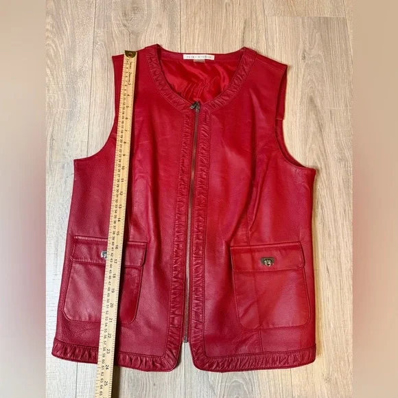 Peter Nygård Women’s Red Genuine Leather Zip Vest Size L Pockets, Stretch Back - Picture 12 of 14